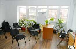 Spatiu de inchiriat la o distanta de 5 minute de Piata Mihai Viteazul, 35 mp