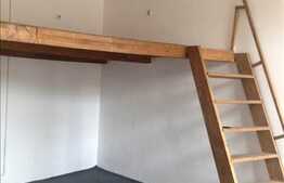 Spatiu central cu potential!