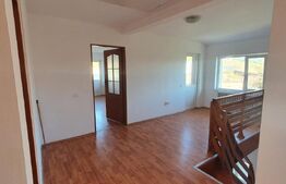 Casă 270 mp cu 3 intrări separate, Teren 500 mp, zona Oasului