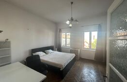 Apartament Spațios, 2 camere, decomandat, Zona Ultracentral