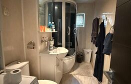 Apartament 3 camere, 2 bai, decomandat, etaj intermediar