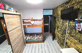 Apartament de vanzare, decomandat, 45 mp utili, 2 balcoane, loc de parcare