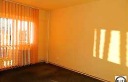 Spatiu la pret accesibil la 1 minut de Teatrul National