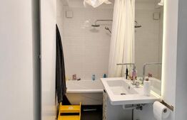 Apartament 2 camere, 49 mp, balcon, zona Semicentral