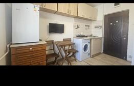 Garsoniera, renovata, cu baie , etaj 1 , Florilor