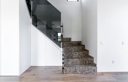 Duplex FINISAT, arhitectura moderna, 400mp teren, comision 0