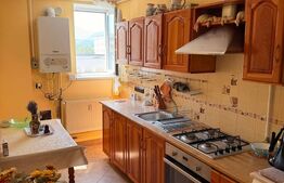 Apartament cu 2 camere renovat în Zărnești – zonă centrală