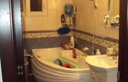 3 camere, zona Calea Manastur, 73 mp utili + terasa 20 mp + garaj