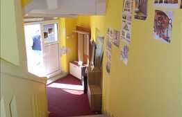 360 mp in Piata 1 Mai!