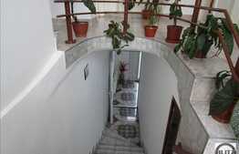 Etaj in casa pentru birouri, 75 mp!