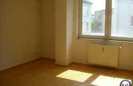 Apartament 3 camere, 80 mp utili, cu garaj si boxa, acces la 2 strazi