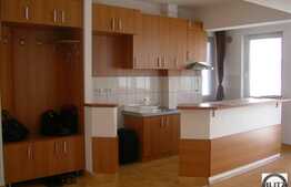 Apartament 3 camere, 80 mp utili, cu garaj si boxa, acces la 2 strazi