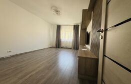 Apartament 2 camere de vânzare, 52 mp, Tractorul, Brașov
