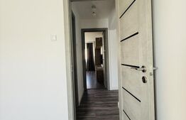 Apartament 2 camere de vânzare, 52 mp, Tractorul, Brașov