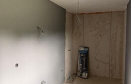 Casa 4 camere, 250 mp, zona Rasnov