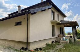 Casa 4 camere, 250 mp, zona Rasnov