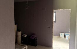 Casa 4 camere, 250 mp, zona Rasnov