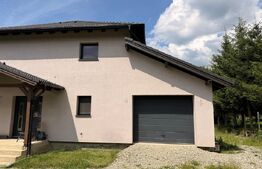 Casa 4 camere, 250 mp, zona Rasnov