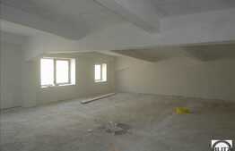 Pret excelent la suprafata generoasa. 350 mp utili!