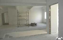 Pret excelent la suprafata generoasa. 350 mp utili!