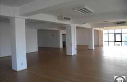 Spatiu de birouri 200 mp . Zona de interes maxim !!!