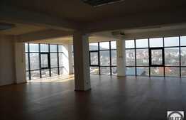 Spatiu de birouri 200 mp . Zona de interes maxim !!!