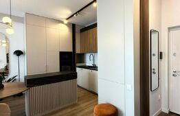 Vând apartament cu 2 camere, etaj intermediar, Florești