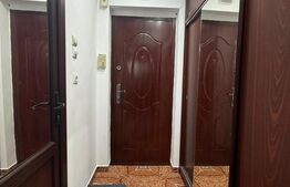 Garsoniera spatioasa, etaj intermediar, lift, mobilata, utilata, zona Victoriei