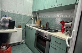 Garsoniera spatioasa, etaj intermediar, lift, mobilata, utilata, zona Victoriei