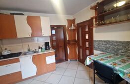 Casa cu teren 935 m , doua corpuri de case, Sacele -zona buna