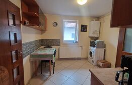 Casa cu teren 935 m , doua corpuri de case, Sacele -zona buna