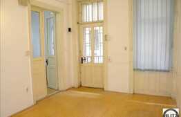 Spatiu de birou, 44 mp utili, zona Camera de Comert