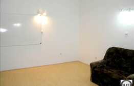 Spatiu de birou, 44 mp utili, zona Camera de Comert