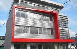 Cladire De Birouri La Un Standard Inalt !