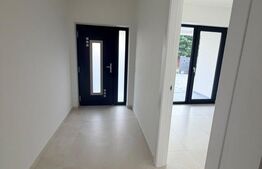 Casă P+1 de vânzare 232 mp utili, teren 500 sau 1.000 mp,  în Bod 