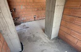 Apartament 3 camere, 2 bai, decomandat, etaj intermediar, zona Tractorul
