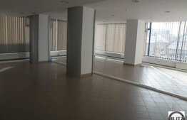 320 mp birouri . Finisat !