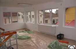 Birouri in imobil de  tip casa !