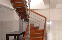 Birouri in imobil de  tip casa !