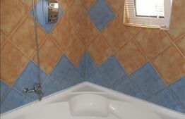 Apartament, 3 camere, 70 mp, zona strazii Plopilor!