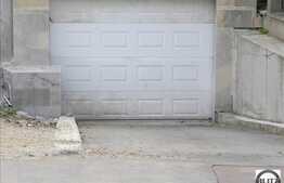 65 mp . Finisat . Parcari Subterane ! Cabinete, Office !