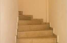 65 mp . Finisat . Parcari Subterane ! Cabinete, Office !