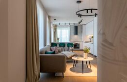 Apartament 3 camere, 95 mp, 2 parcari, zona UMF