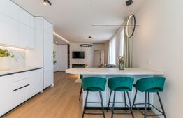 Apartament 3 camere, 95 mp, 2 parcari, zona UMF
