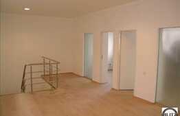 Spatiu de birouri recent renovat la 2 minute de P-ta Mihai Viteazu !