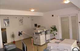 FINISAT, COCHET. DISPUNE DE O TERASA GENEROASA. Pret Oportun !!