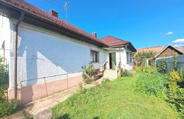 Casă tip duplex, teren 240 mp, zonă liniștită, Săcele, Cernatu