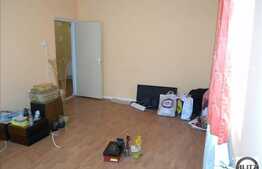 1 camera, 40 mp in imobil nou, partial mobilat