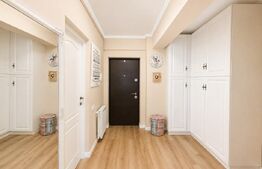 Apartament cu terasa generoasa