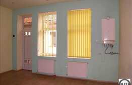 Spatiu de birou cu suprafata de 27 mp! Dispune de 2 locuri de parcare !